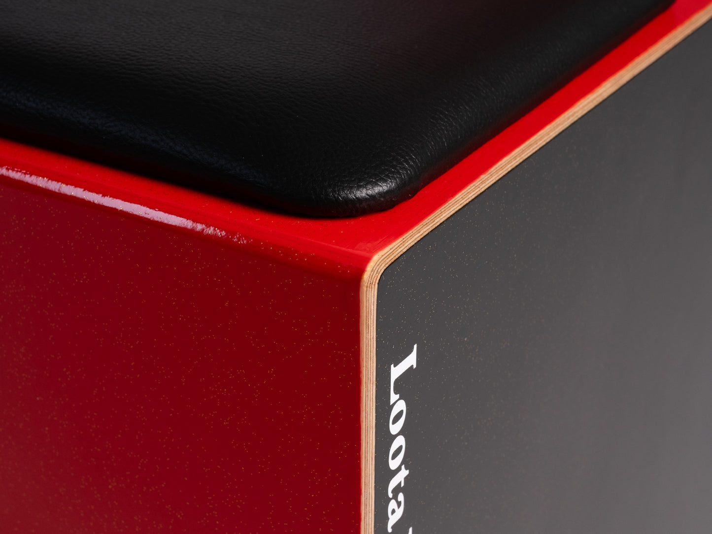 Loota 10th Anniversary edition set. (Gold Sparkle Red)